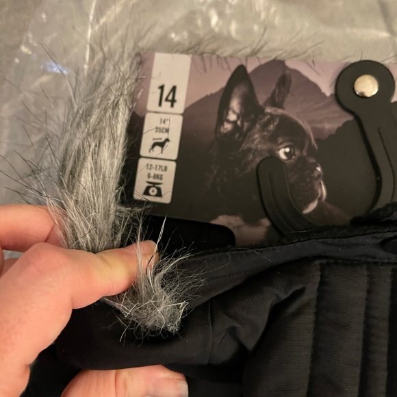 Canada Pooch Everest Explorer Dog Jacket - Picture 10 of 10